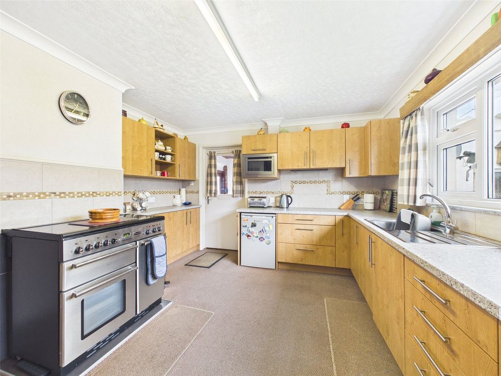 Property photo 3 of 21 Picture No. 19