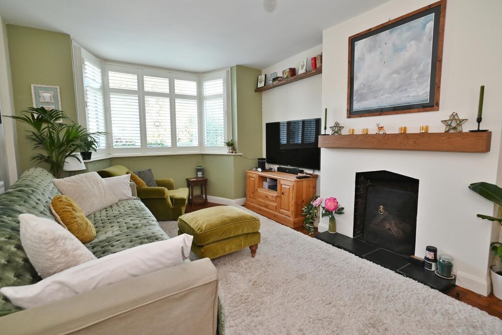 Property photo 2 of 15