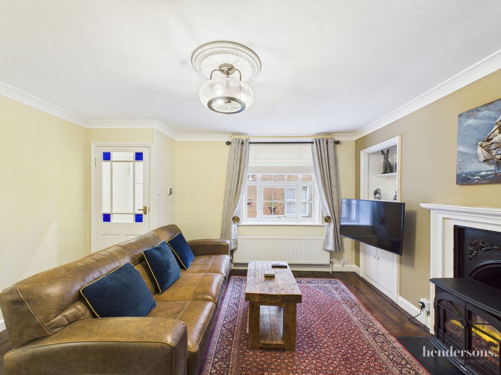 Property photo 2 of 14