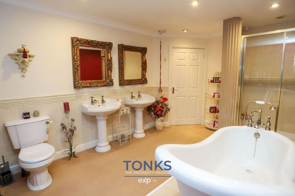 Additional image 31 of 4 bed detached house for saleWolverhampton Road, Dudley DY3