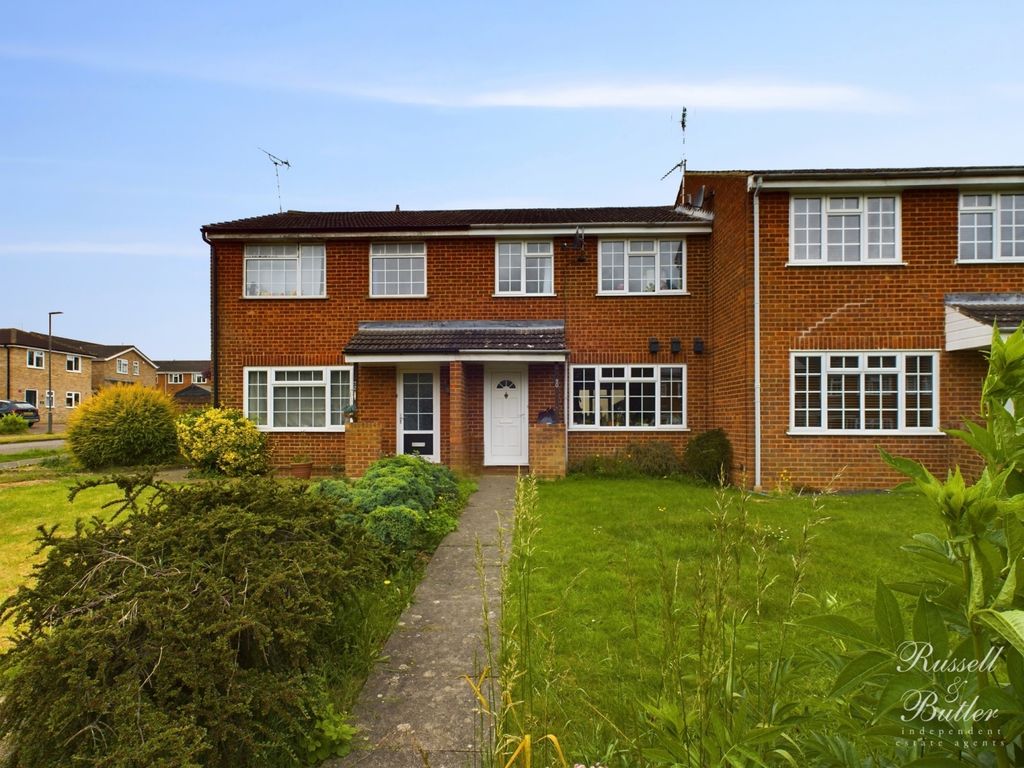 Property photo 1 of 9 Cam01995G0-Pr0179-Still020