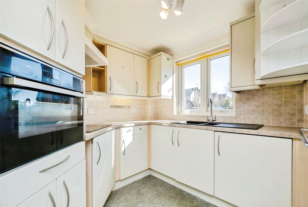 Property photo 2 of 3 Picture No. 02