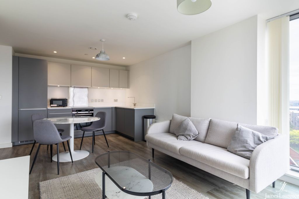 Property photo 1 of 15 8X1A2356-Hdr