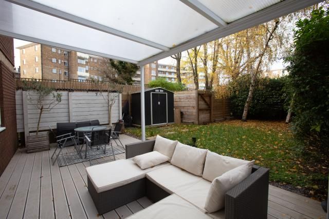 Property photo 2 of 8 External Grounds