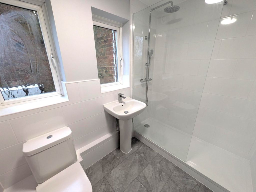 Property photo 3 of 3