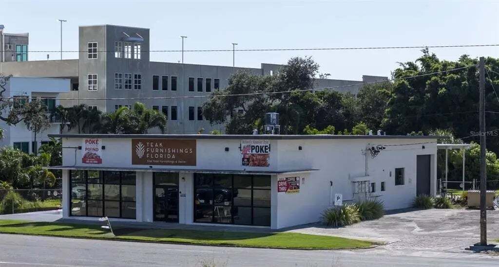 Property photo 1 of 7