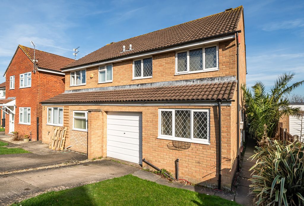 Property photo 3 of 11 Picture 3