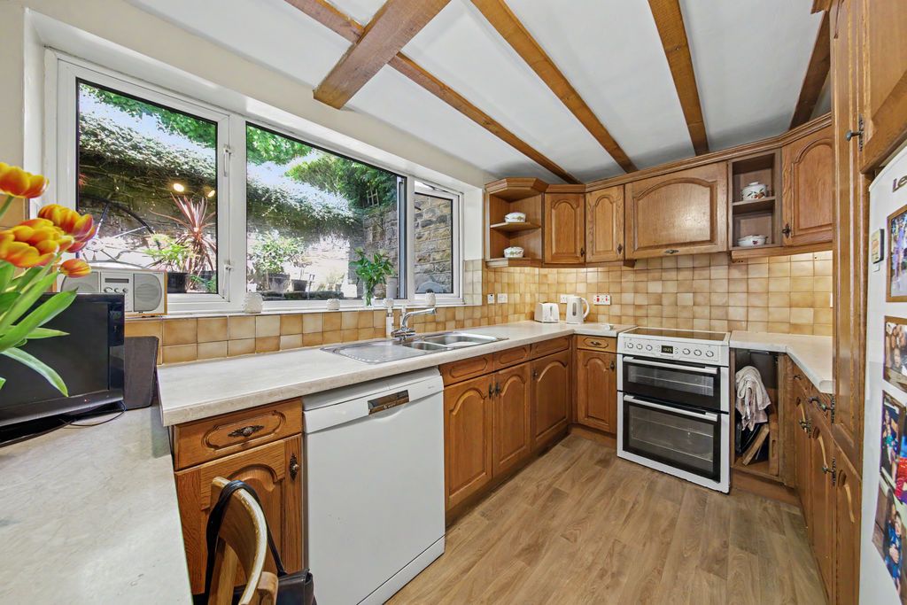 Property photo 3 of 58 Kitchen