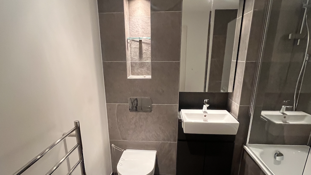 Property photo 3 of 4