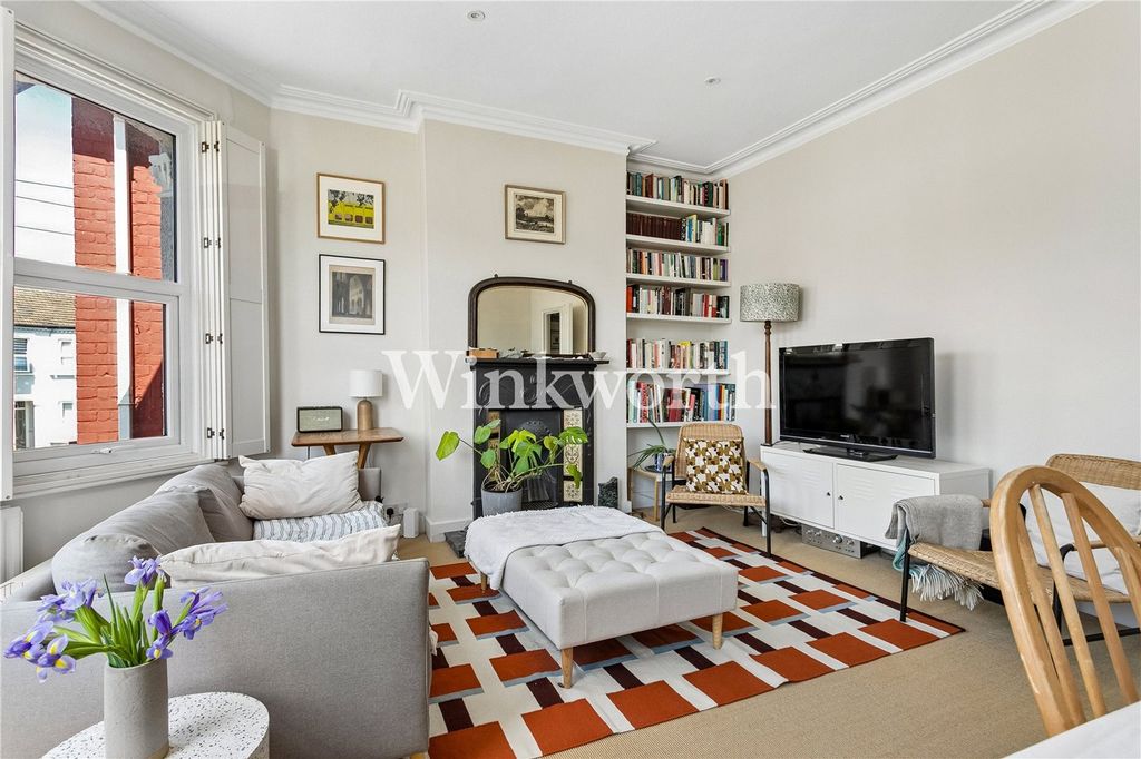 Property photo 3 of 16 Picture No. 04