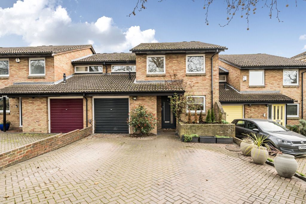 Property photo 1 of 17 Picture No. 28