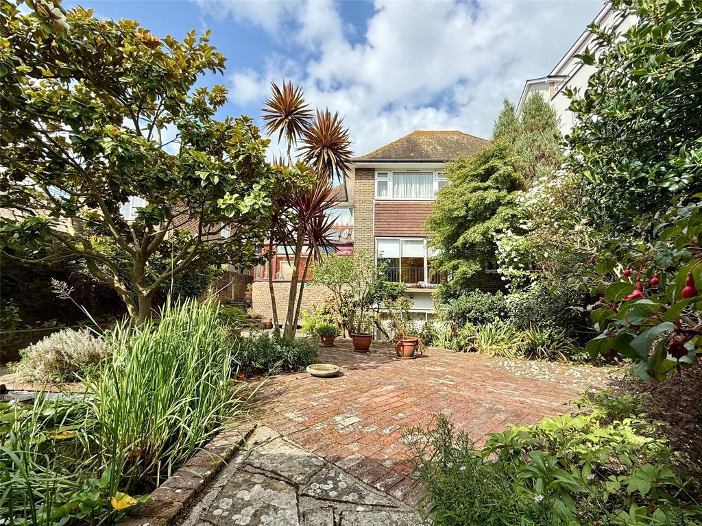 Property photo 1 of 31 Picture No. 33