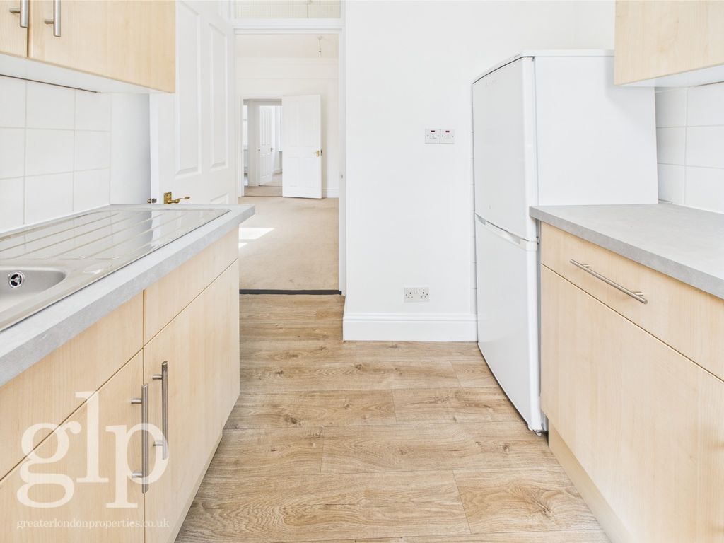 Property photo 2 of 23 4177445