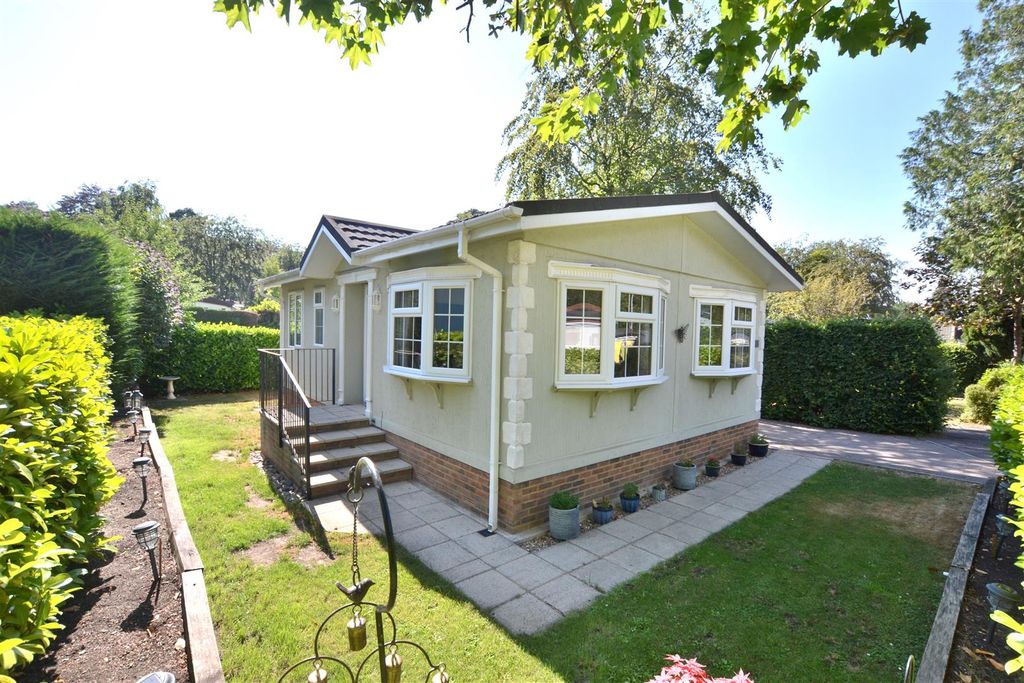 Property photo 3 of 19 Front 1.Jpg