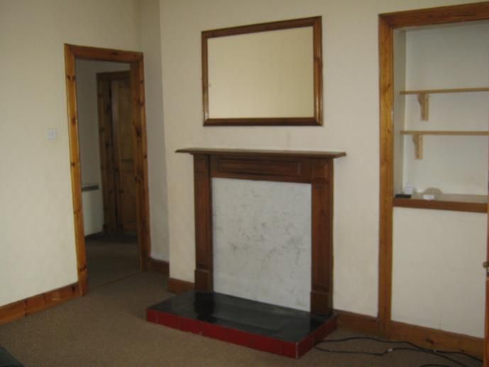 Property photo 2 of 11 Lounge