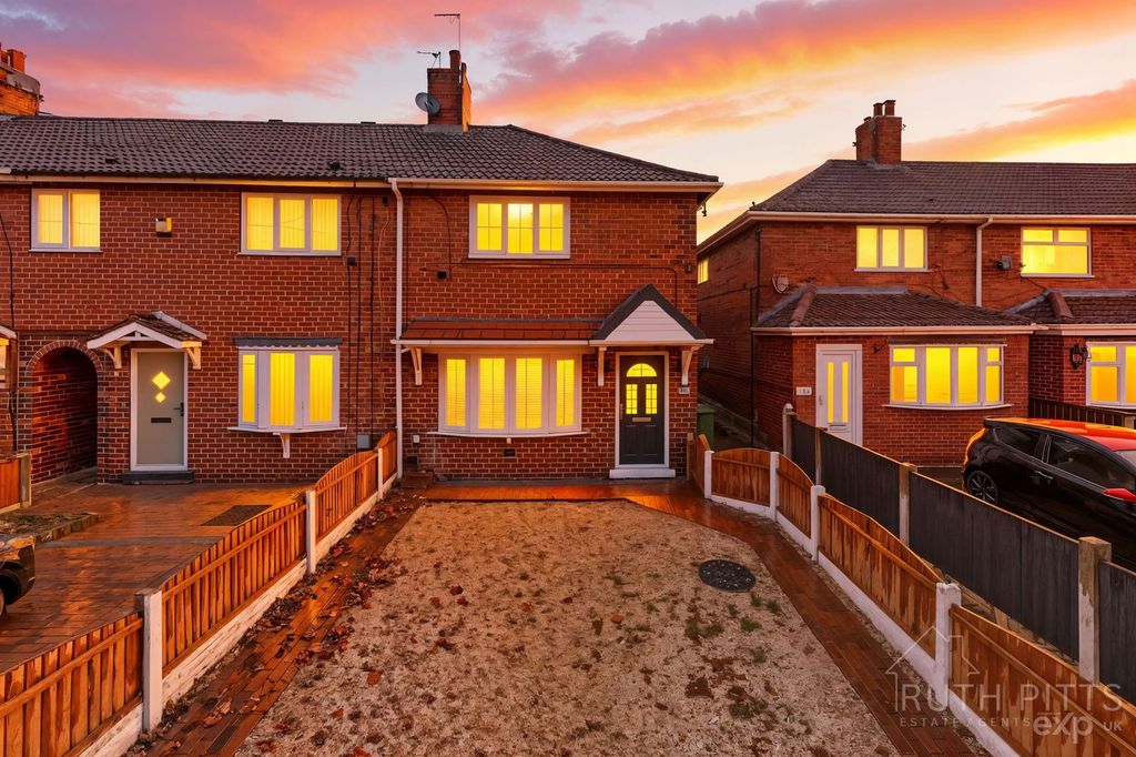 Property photo 3 of 24