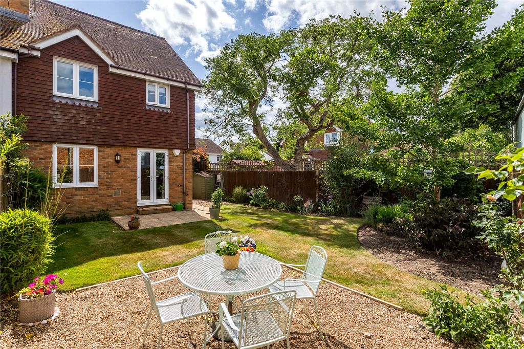 Property photo 2 of 12 Picture No. 07