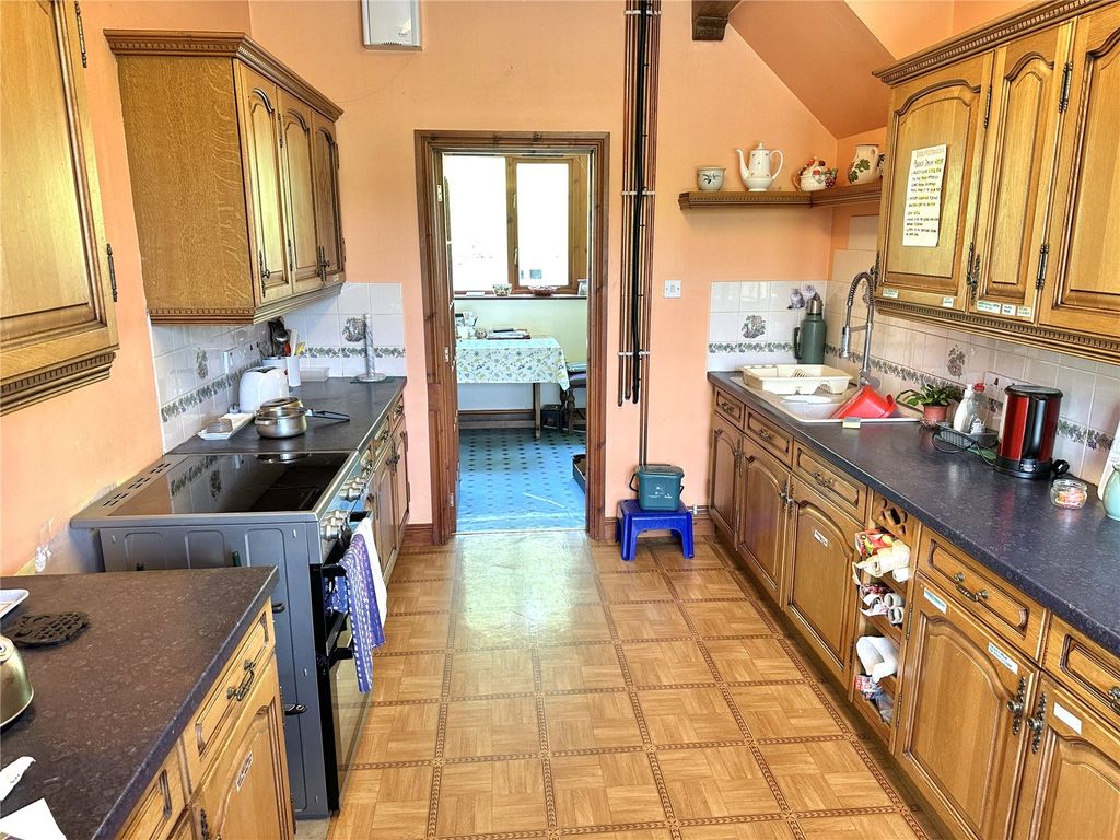 Property photo 3 of 18 Picture No. 25