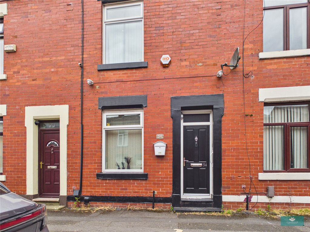 Property photo 1 of 17 Picture No. 01