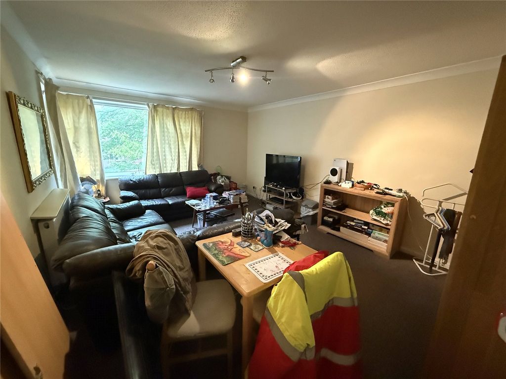 Property photo 2 of 7 Picture No. 06