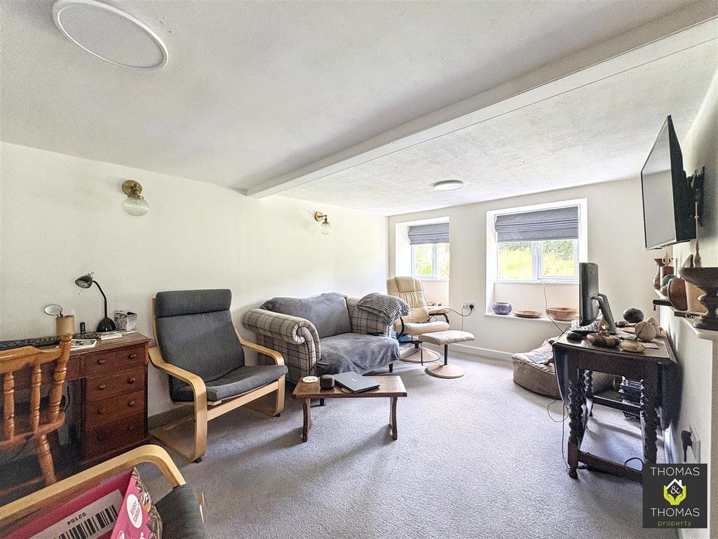 Property photo 3 of 10 Img_4579.Jpg