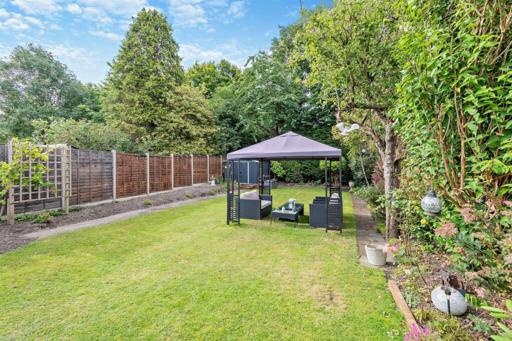 Property photo 2 of 21