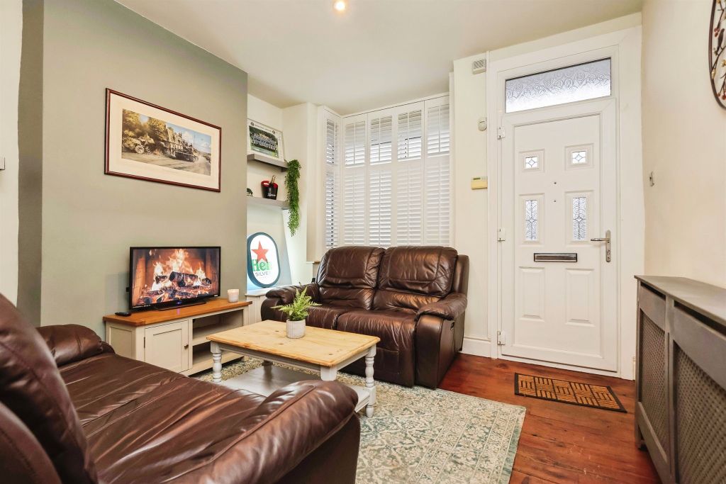 Property photo 3 of 16