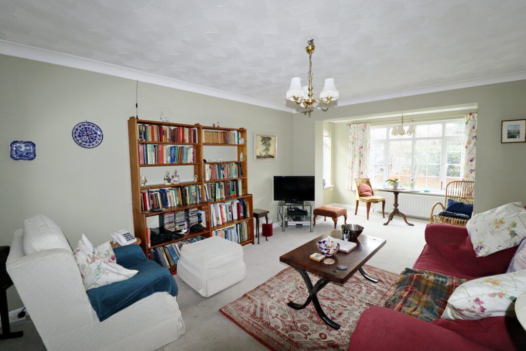 Property photo 3 of 17