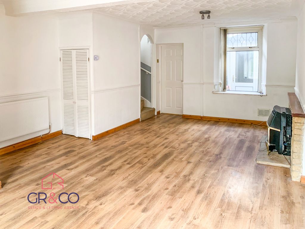 Property photo 3 of 20 Lounge/Diner