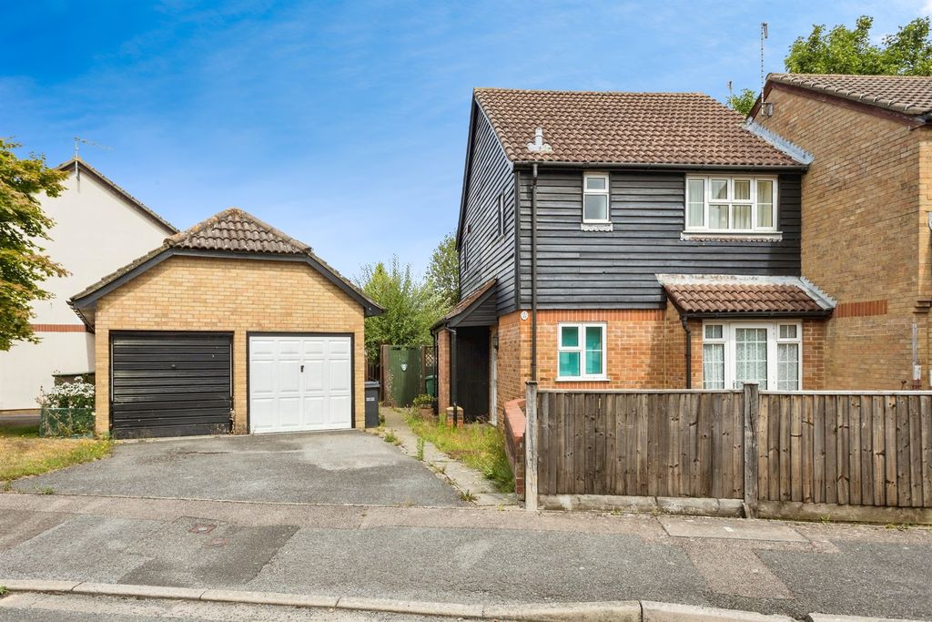 Property photo 1 of 13