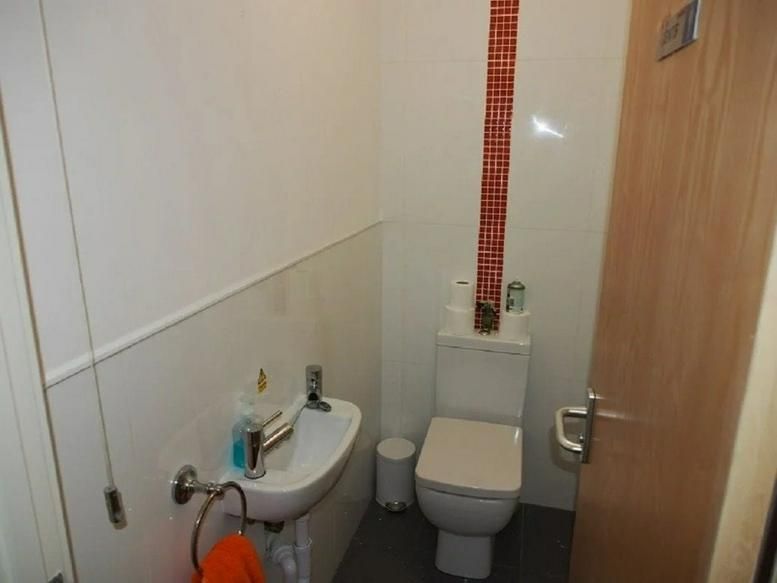 Property photo 3 of 6