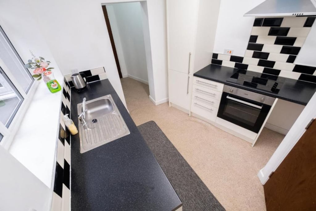 Property photo 3 of 9