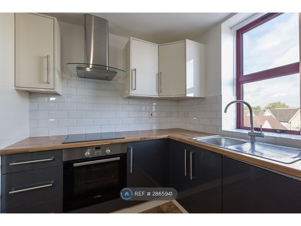 Property photo 3 of 8