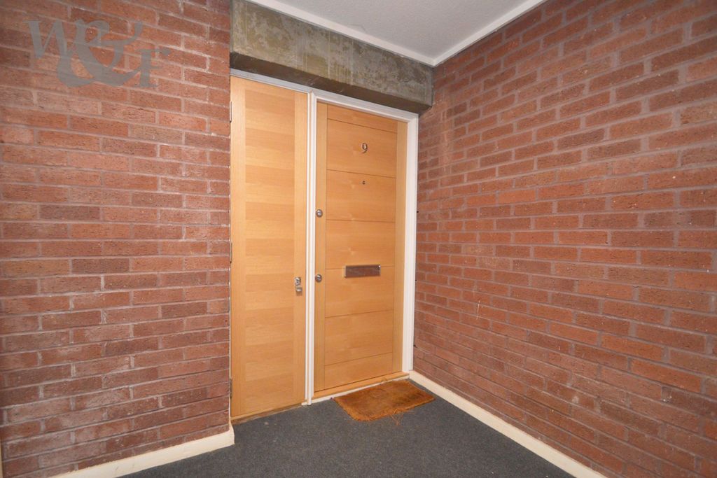 Property photo 2 of 19 Photo 17