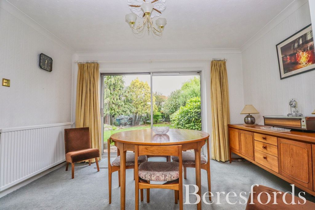 Property photo 3 of 18 Picture 3