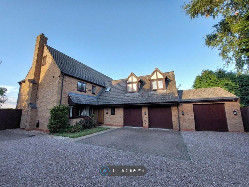Property photo 2 of 18