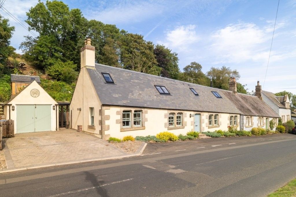 Property photo 1 of 65