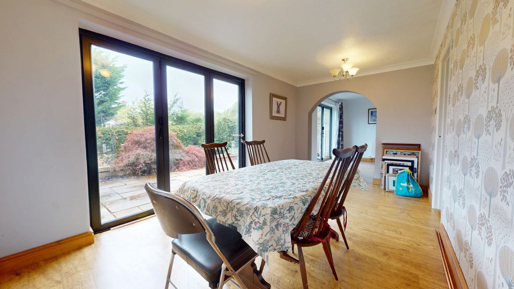 Property photo 3 of 31 4492254