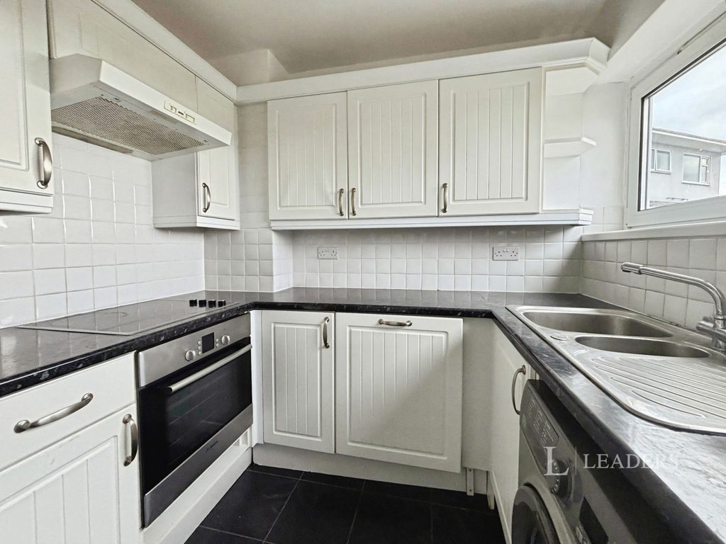 Property photo 2 of 8 Pbox-Img.Jpg