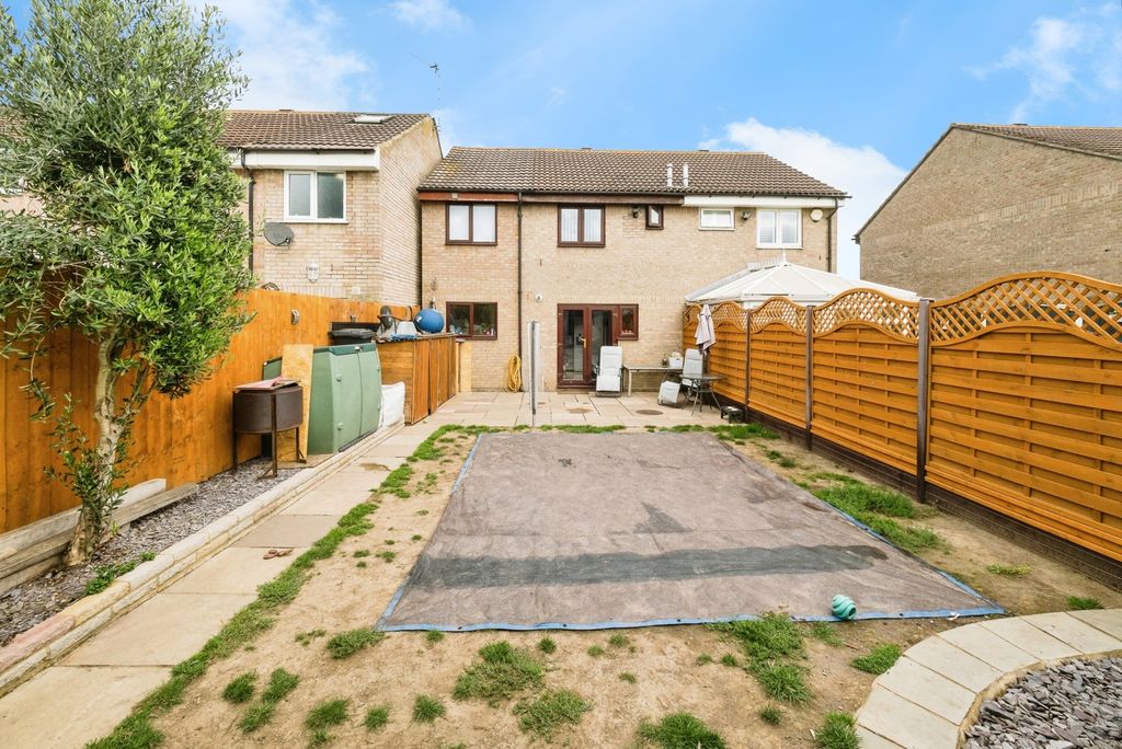 Property photo 2 of 17 Photo