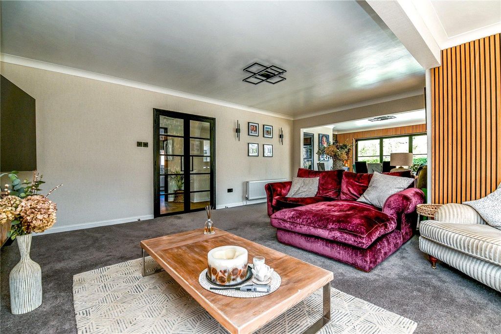 Property photo 3 of 45 Picture No. 56