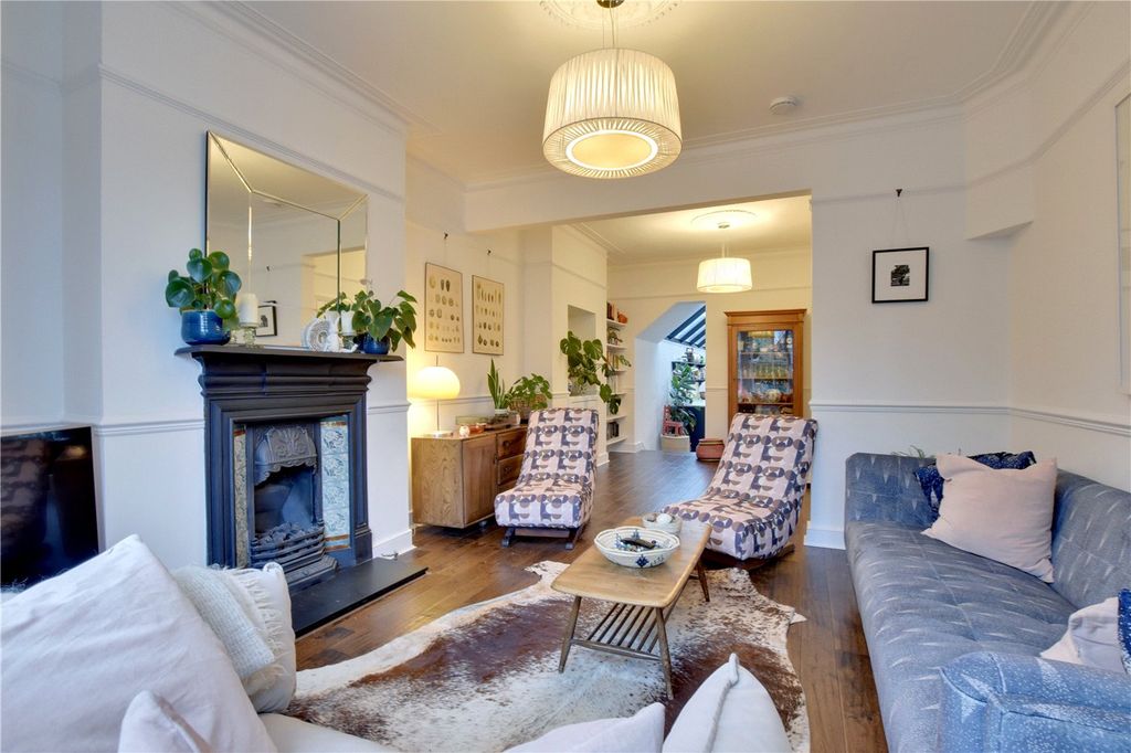 Property photo 3 of 26 Picture No. 37