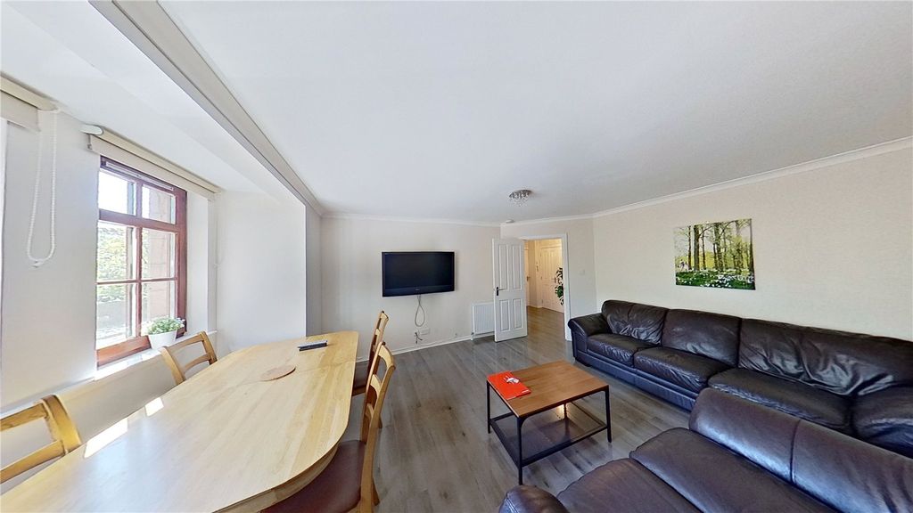 Property photo 3 of 12 Photo 3