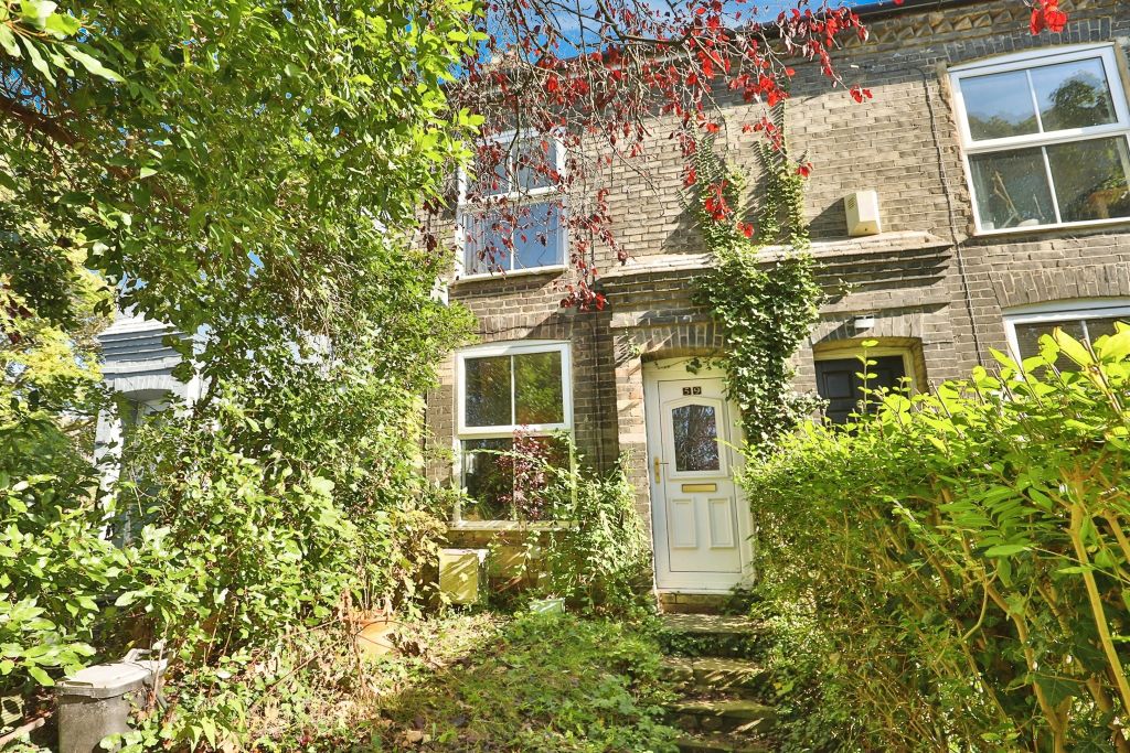 Property photo 1 of 17