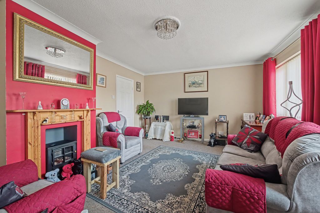 Property photo 3 of 19