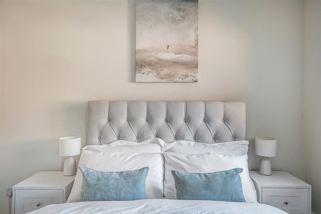 Additional image 7 of 1 bed flat for saleAshtead KT21