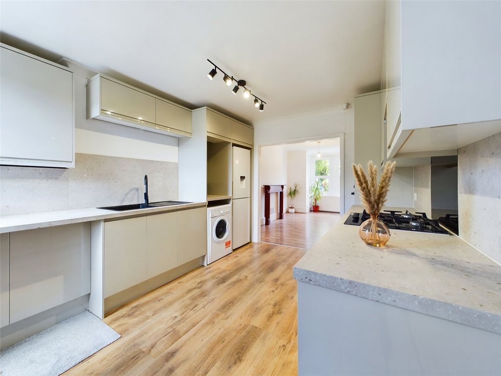Property photo 3 of 21 Picture No. 07