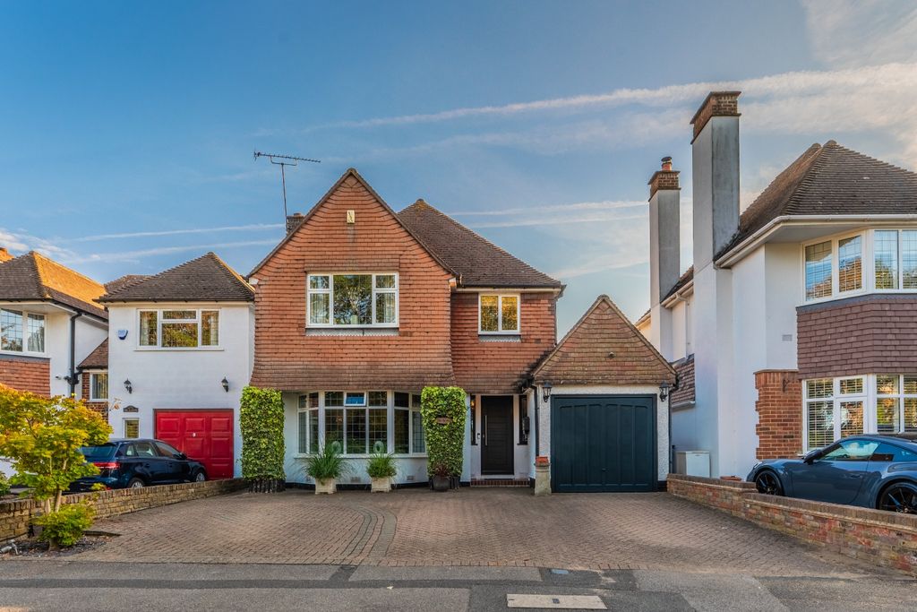 Property photo 1 of 30 5426870