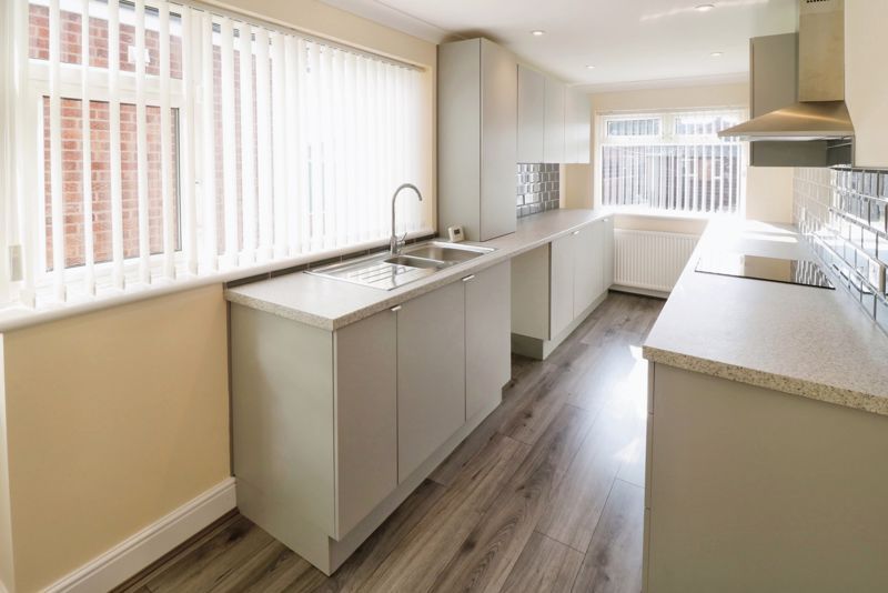 Property photo 3 of 7 Photo 2