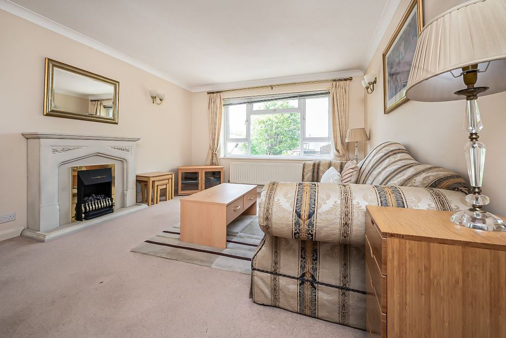 Property photo 3 of 10